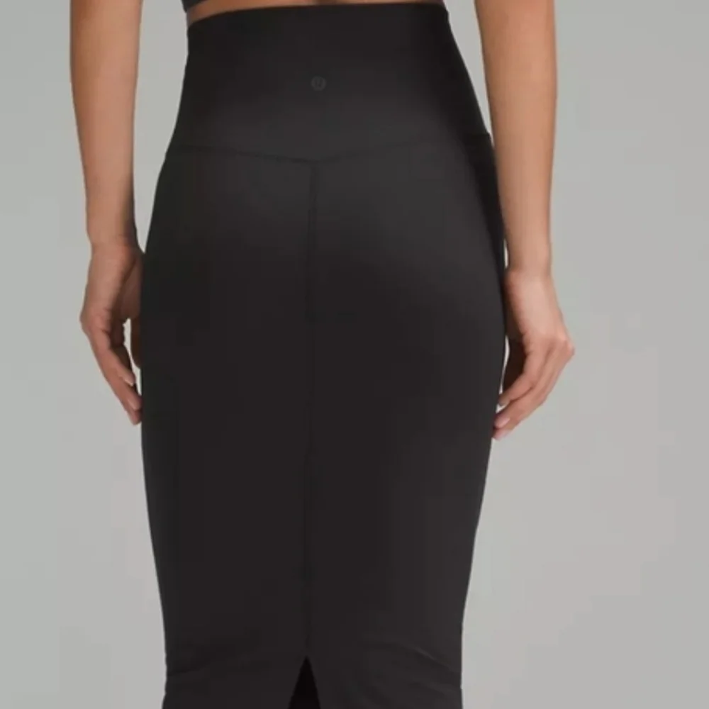 Lululemon Athletica Brown Skirt - Picture 1 of 10